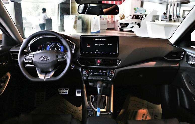 为什么新手买车总被坑?现代菲斯塔省3万油耗的秘密 为什么新手买车总被坑?现代菲斯塔省3万油耗的秘密