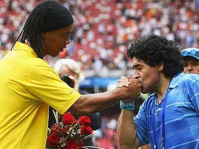 顶级运动员如何互相成就？科比为何把球王当精神导师？