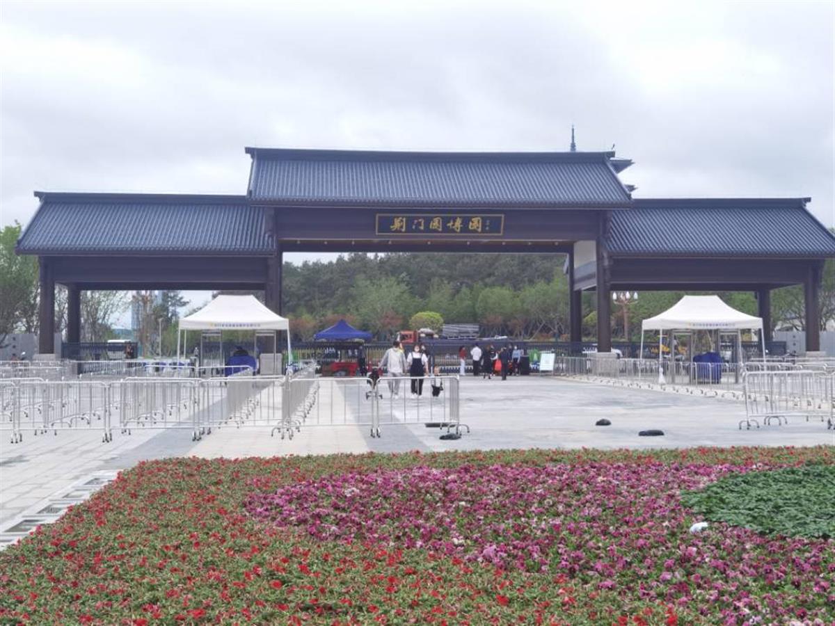 吃不完要付双倍钱？餐馆剩菜新规到底该不该支持？