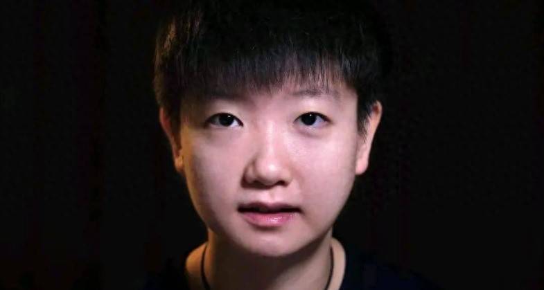 孙颖莎八字纯阳解析_食神格为何成就乒坛霸主？