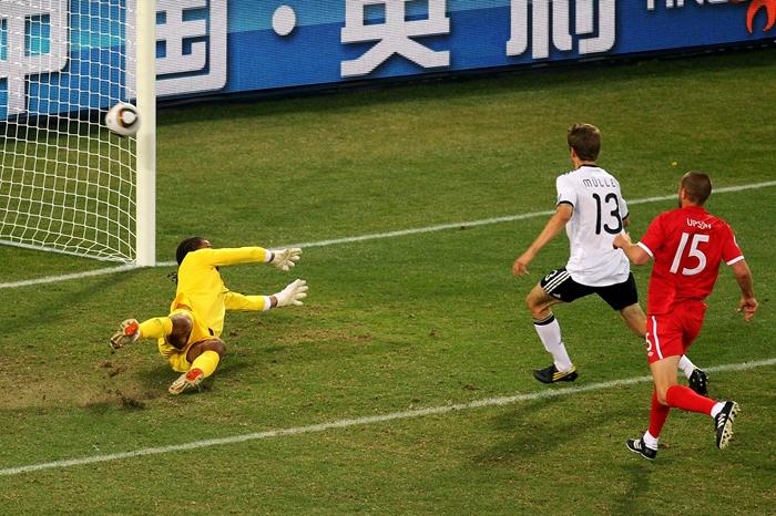 为什么托马斯·穆勒能在顶级联赛踢到34岁? 为什么托马斯·穆勒能在顶级联赛踢到34岁?