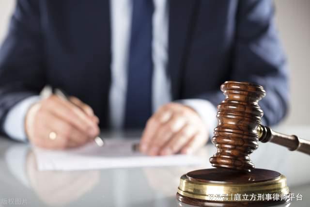 刑事律师哪个好一点：在选择辩护律师时的实用指南