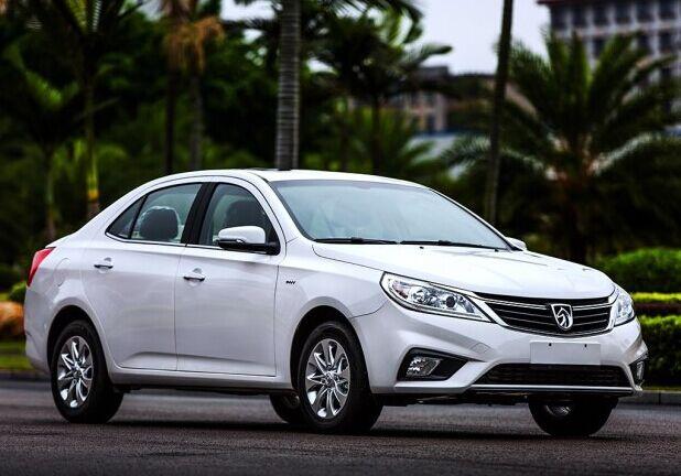 长安新悦翔:家庭轿车的性价比进化论,年轻用户为何偏爱它? 长安新悦翔:家庭轿车的性价比进化论,年轻用户为何偏爱它?