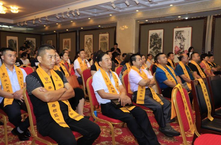 新手该去哪里找靠谱的华人论坛？