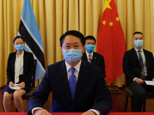 在海外生活该用哪些华人论坛找组织？