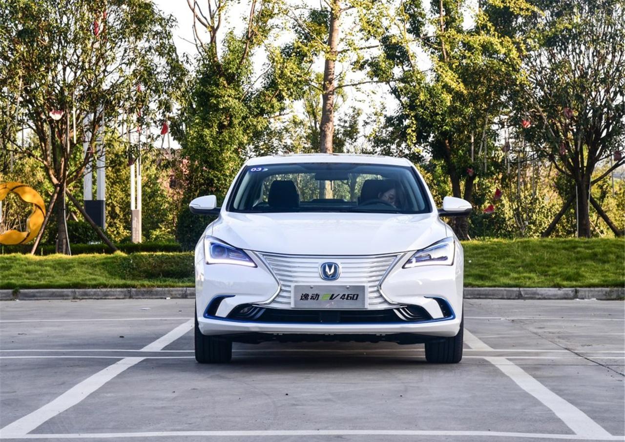 长安汽车S460究竟值不值得买？实测省2万油费背后的家庭用车真相