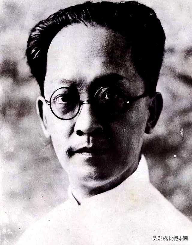 蒋介石算命故事_蒋介石给算的命_蒋介石算命先生说了什么呢