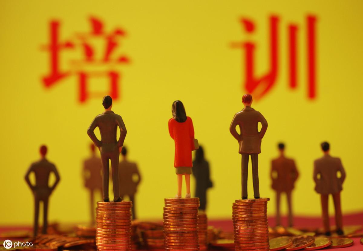 签合同被坑了？违约金到底怎么算才不吃亏？