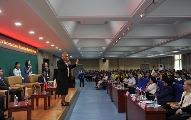 刚来北美找不到组织?华人论坛该怎么玩? 刚来北美找不到组织?华人论坛该怎么玩?