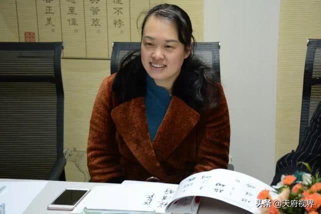 周公解梦：梦见上课被老师提问的5种预兆（2025星座化解指南）