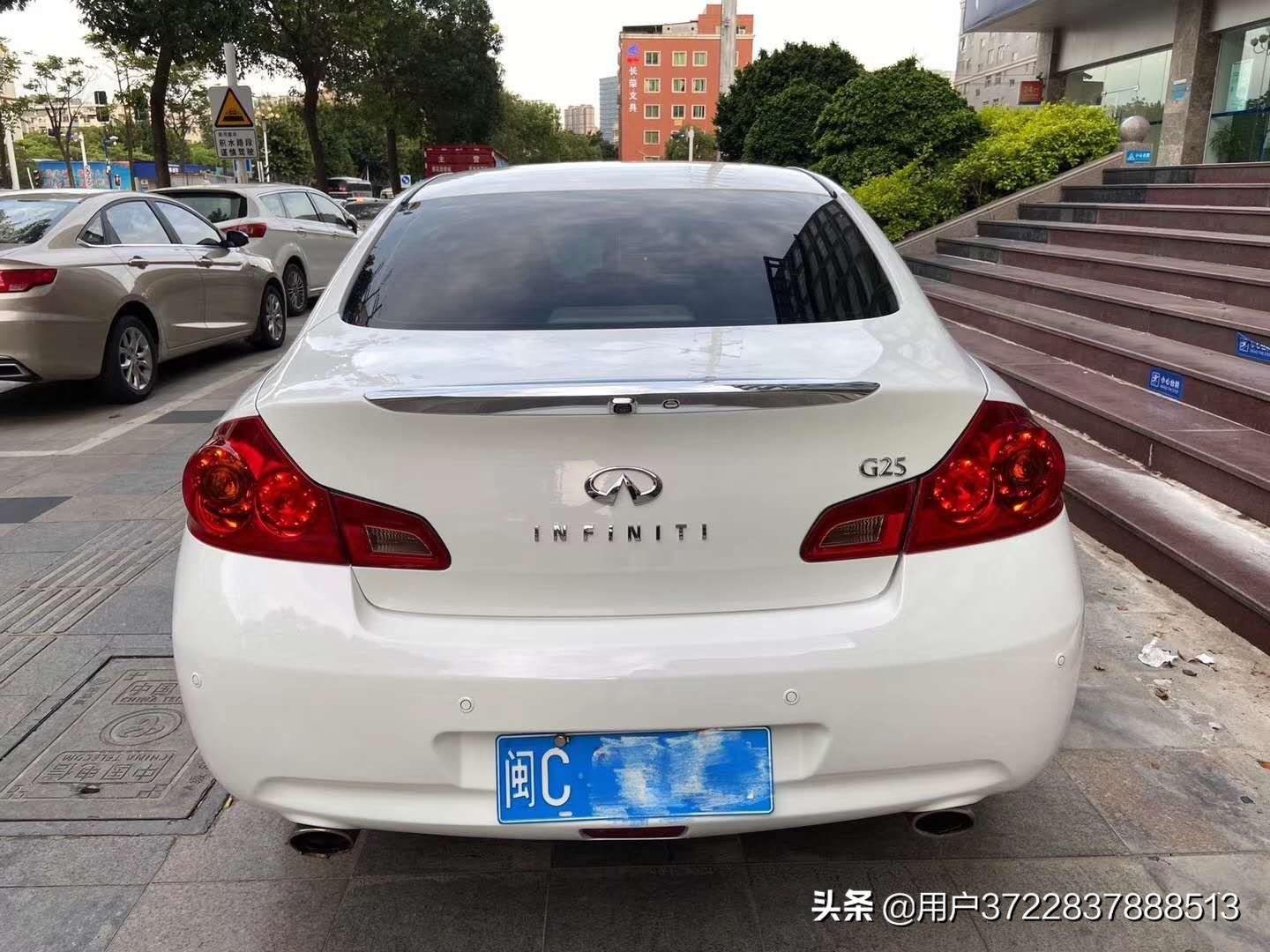 花10万买台英菲尼迪G25二手车到底值不值？