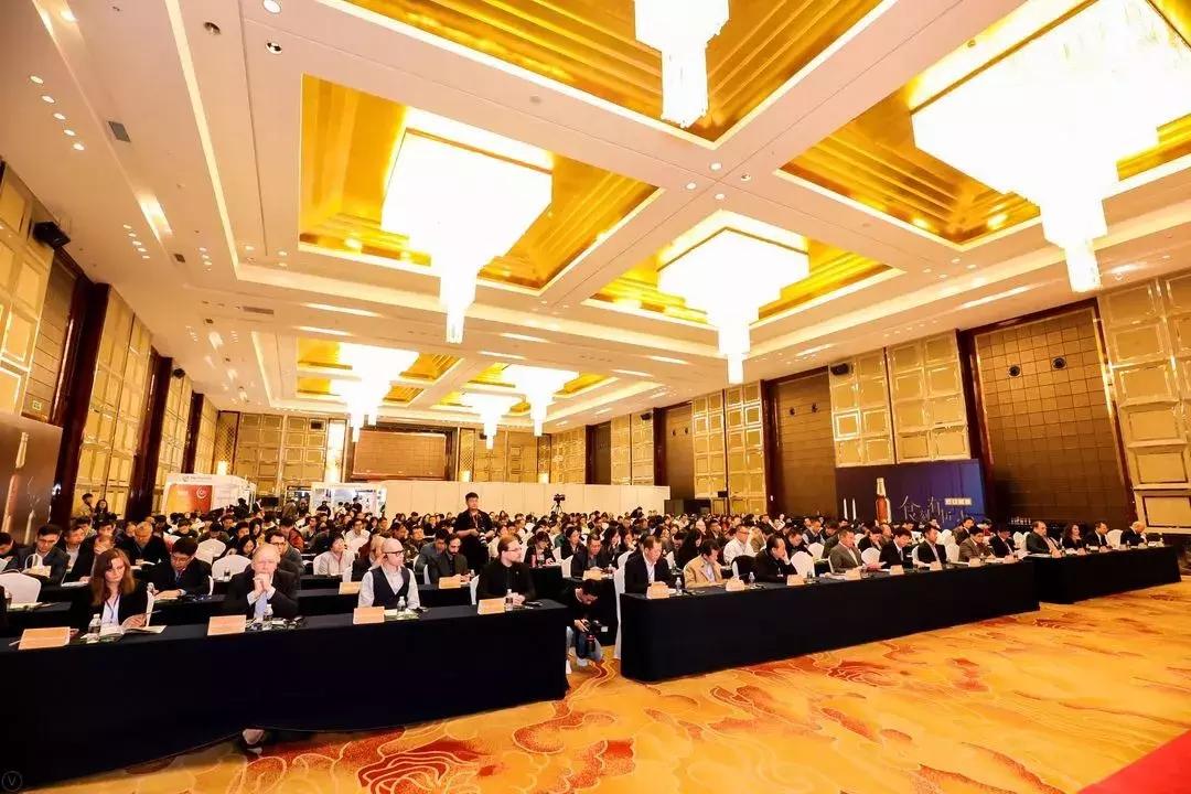 你家主子的粑粑能熏醒全楼吗? 你家主子的粑粑能熏醒全楼吗?