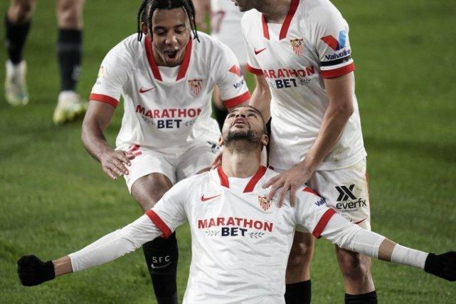 你家猫对你慢慢眨眼时到底在想什么？