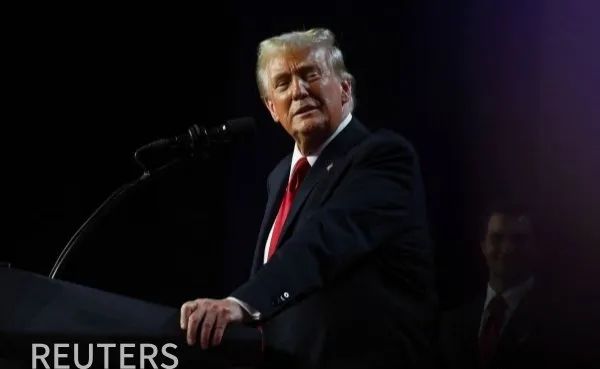 特朗普的命运经历如何塑造了他独特的商业与政治风格？