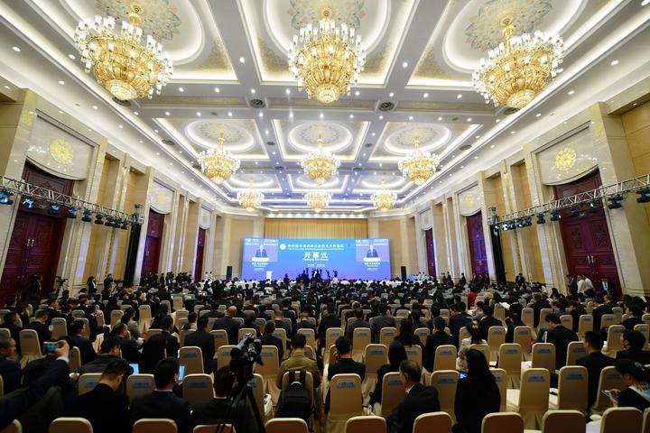 在亚拉巴马混华人圈到底该不该用论坛？