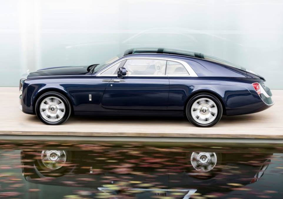 劳斯莱斯幻影限量版凭什么敢卖两千万？