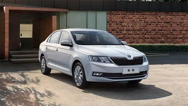 桑塔纳和昕锐哪个好?10万预算避坑指南 实测对比帮你省8000元 桑塔纳和昕锐哪个好?10万预算避坑指南 实测对比帮你省8000元