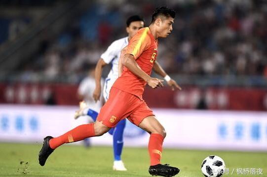 U23国足球员为啥总在进球后指天？这个动作藏着多少秘密？