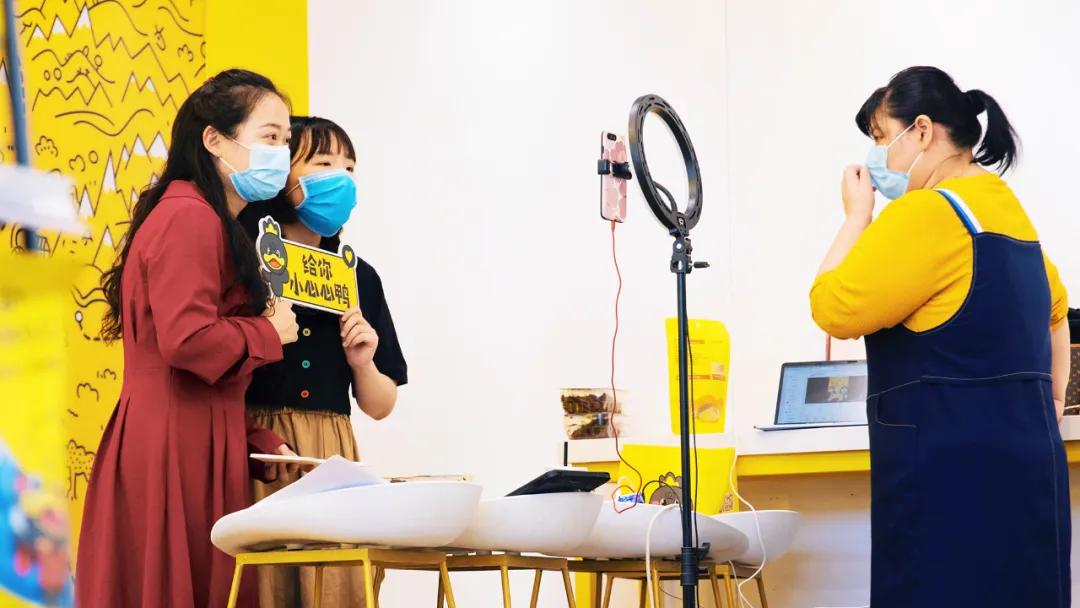 天猫直播间如何从零开始吸引万名观众？