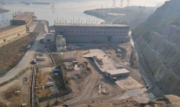 如果印度疫情大爆发，印度难民会翻越喜马拉雅山进入中国吗？