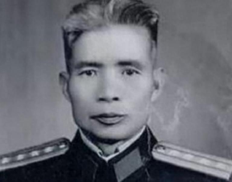 梦见自己开会缺席的11种预兆!3招逆转职场危机 梦见自己开会缺席的11种预兆!3招逆转职场危机