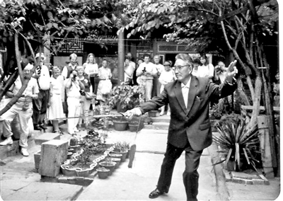 英国华人街教父是谁？他怎么成为传奇人物的？