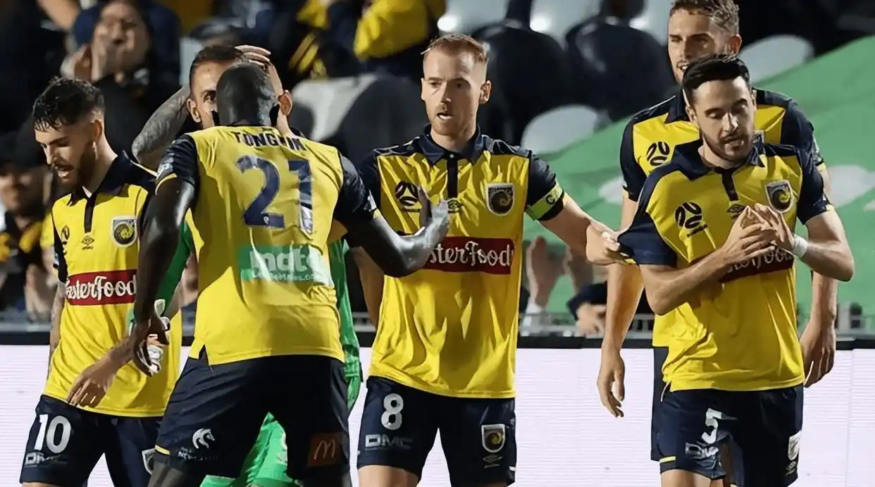 亚冠联赛最新积分_横滨水手超越神户胜利船_亚冠联赛积分榜