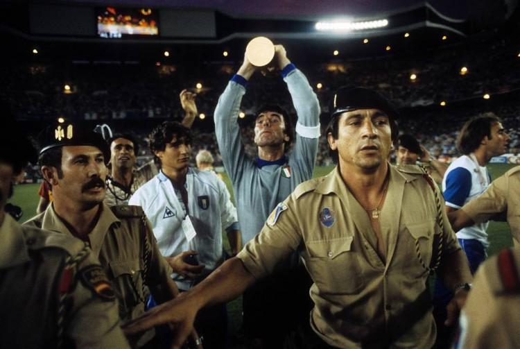 迪诺·佐夫真的是新手开荒必备角色吗? 迪诺·佐夫真的是新手开荒必备角色吗?