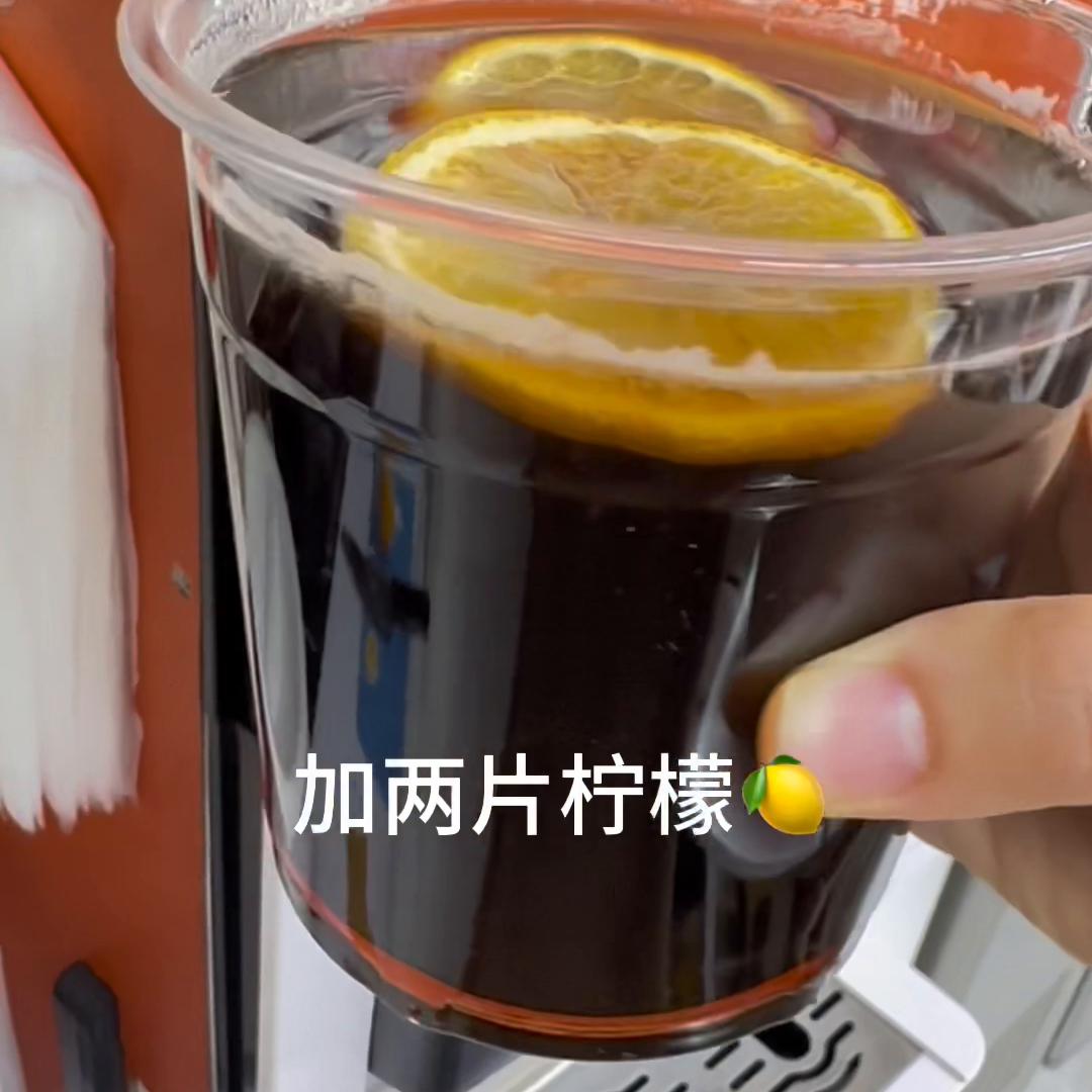 那些裸辞开便利店的，也都开始转让了