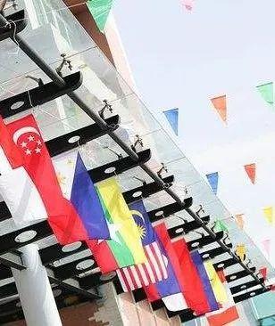 在澳洲打拼的老挝华人怎么找到 自己人 ? 在澳洲打拼的老挝华人怎么找到 自己人 ?