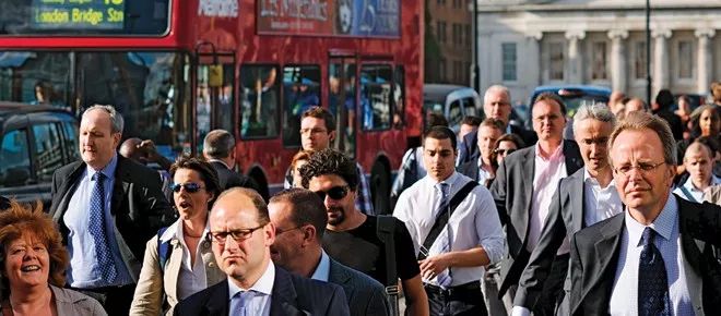 英国华人真实生存状况：高收入与安全隐患并存