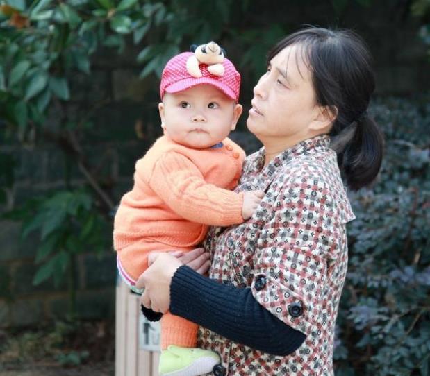 梦见婆婆生产预示什么？2025年解梦与化解全攻略