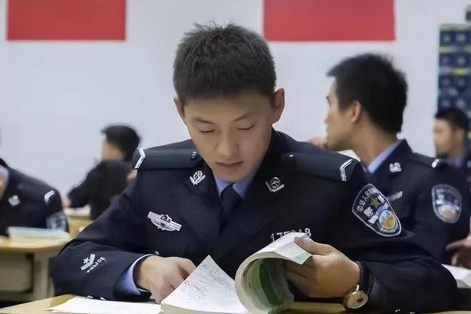 警校老师编制与警察身份关系 警校老师编制与警察身份关系