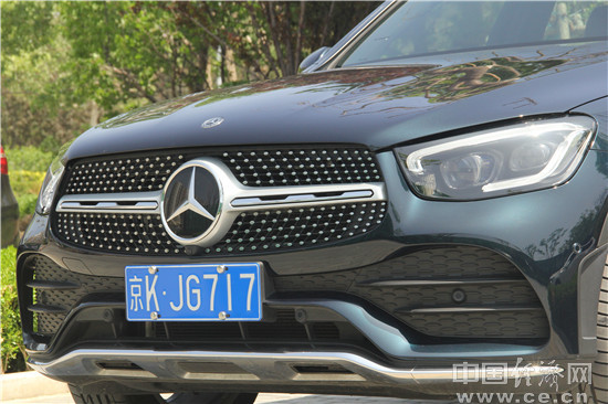 奔驰GLC 2020款试驾_20款奔驰glc300配置_ 奔驰GLC长轴距版评测 