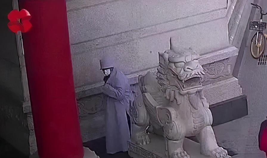 梦见镯子断了预示什么？心理学与玄学双重视角解析