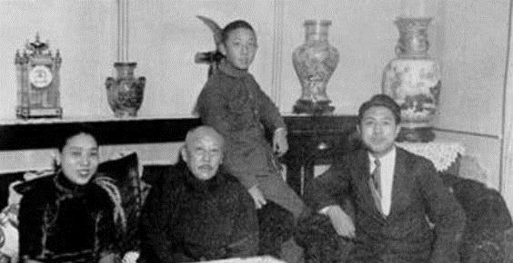 蒋介石命理有儿子吗？为什么他只有一个亲生儿子？