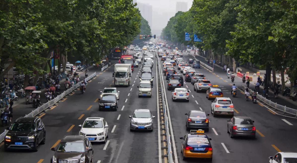 二手车价格到底怎么查?新手必看的避坑指南 二手车价格到底怎么查?新手必看的避坑指南