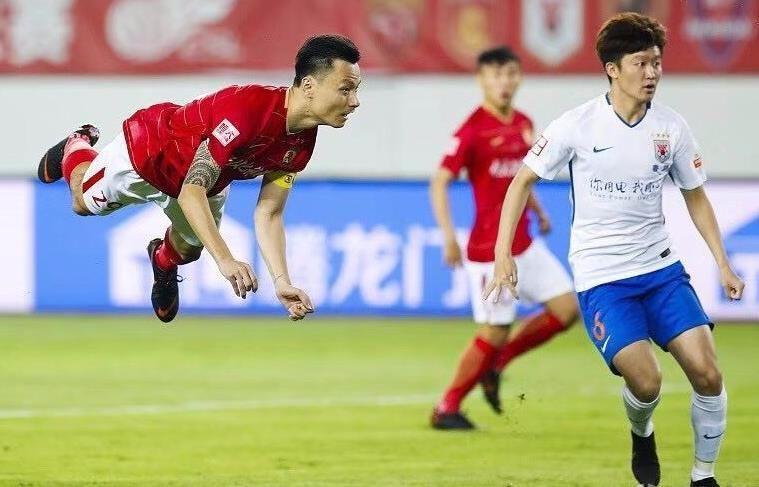 C罗来北京到底该怎么追? C罗来北京到底该怎么追?