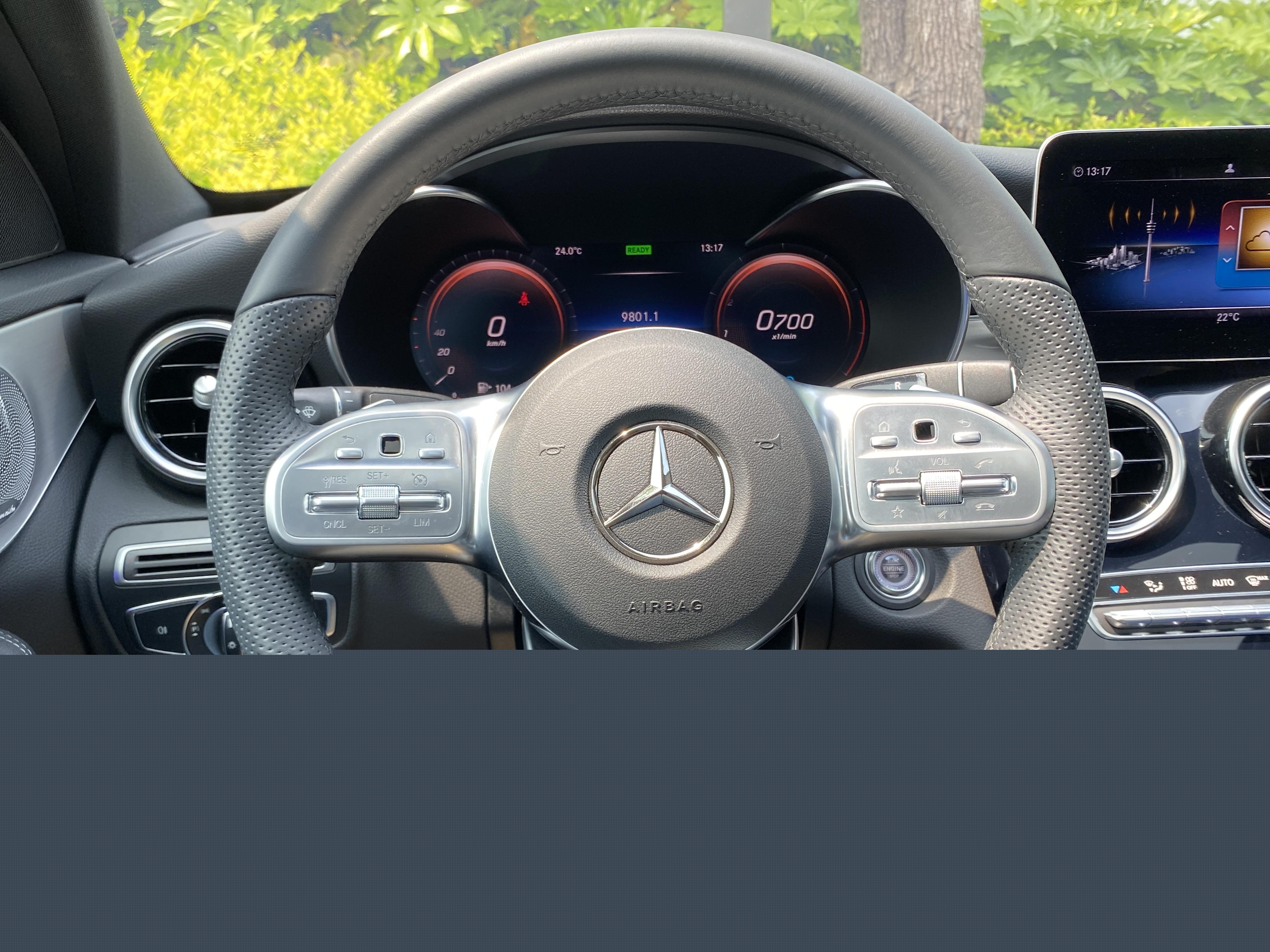 4.5万公里的 2021款奔驰 C级 260L 运动星耀臻藏版值 21.58万吗？