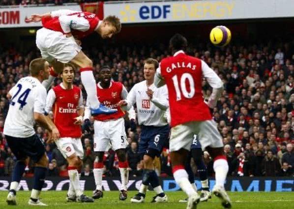 为什么本特纳能成为足球界最魔幻的 自信帝 ？