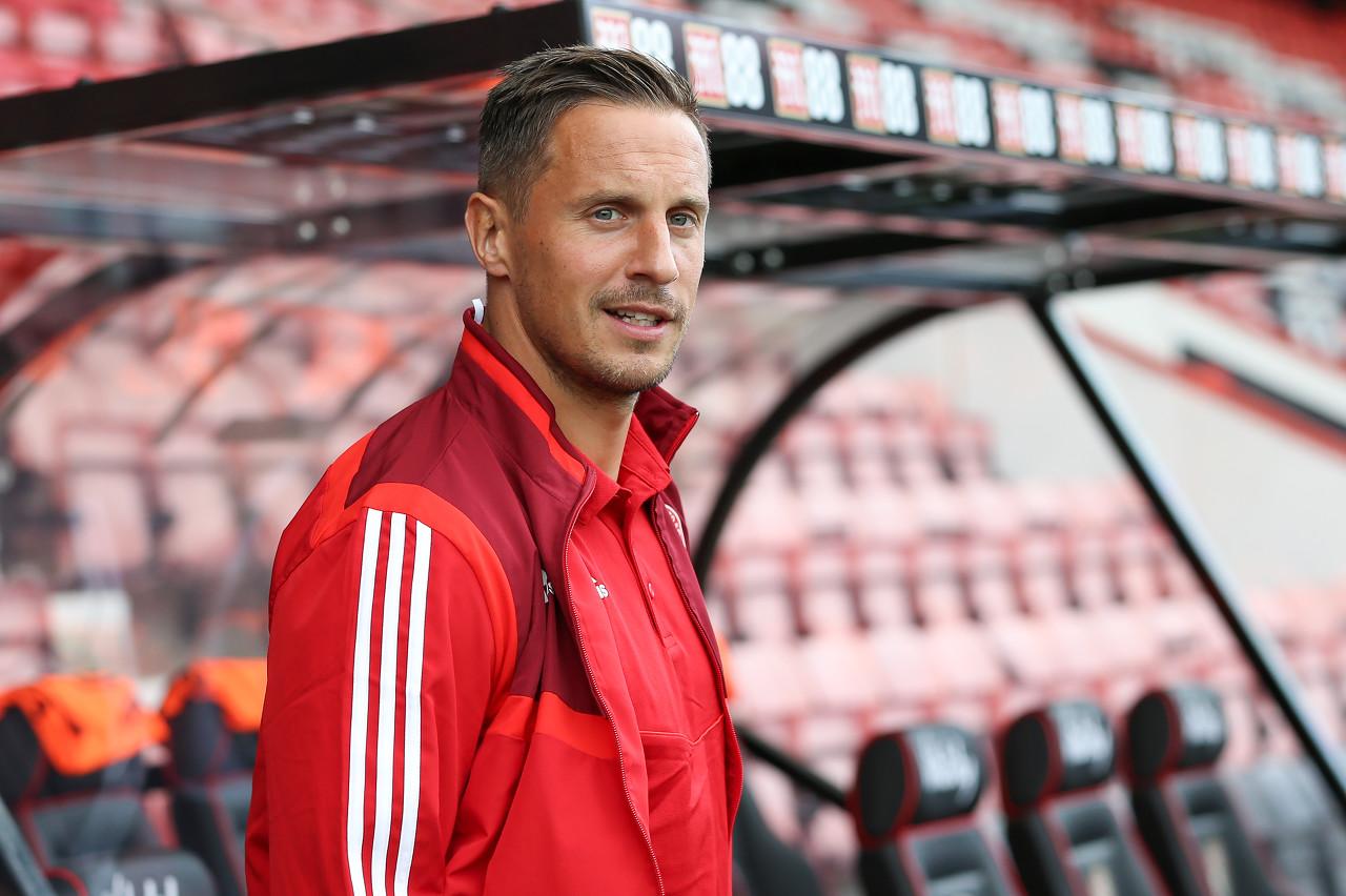 贾吉尔卡这英雄到底怎么玩才能不坑队友？