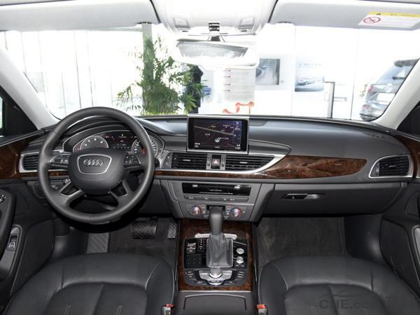 2020款奥迪A6L真的能让新手秒变老司机吗？