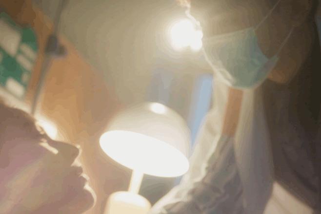 女人春梦总梦见女人预示什么？2025年情感密码与破局指南