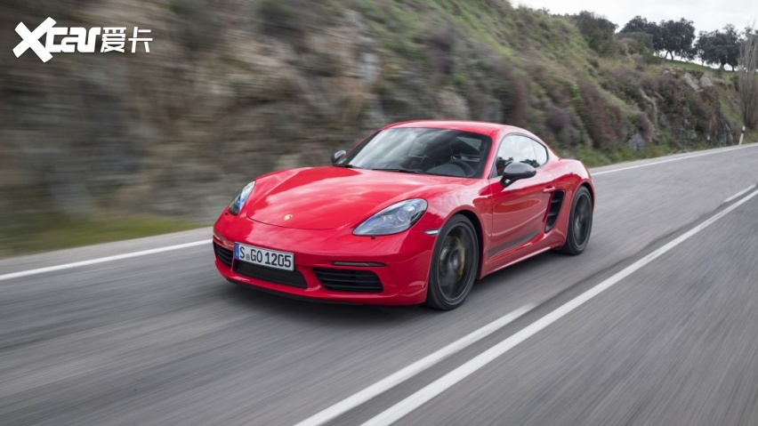 保时捷718电动版最新消息_保时捷电动Macan内饰细节