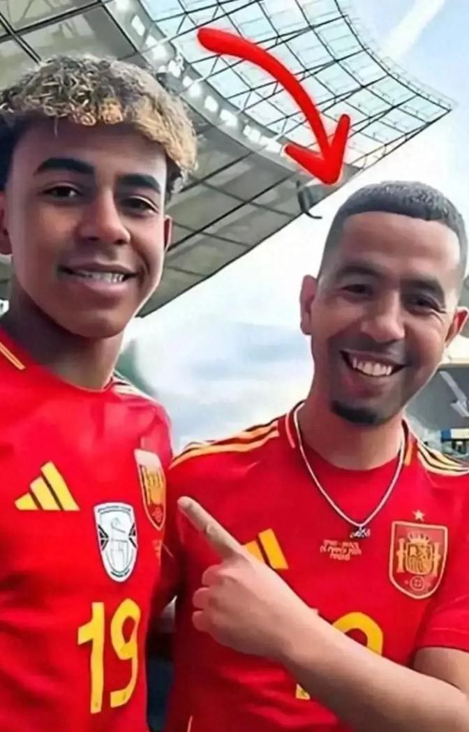 亚马尔父亲才35岁？这年龄能当职业球员家长吗？