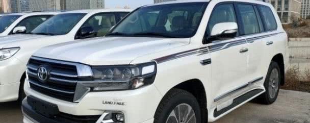 越野老炮为何独宠它？兰德酷路泽2020款省10万养护费的硬核真相