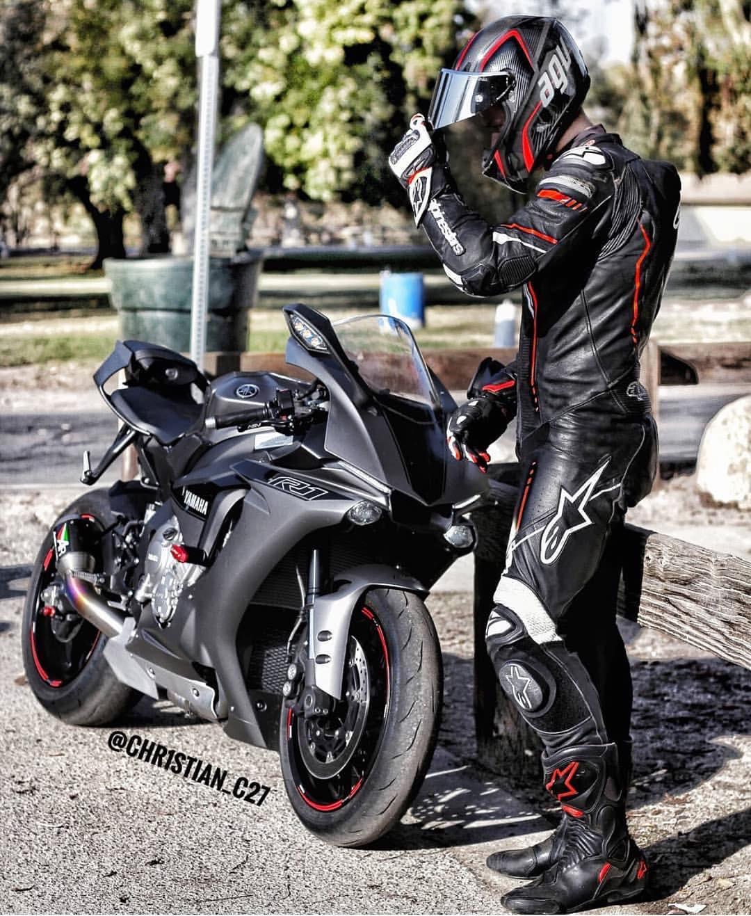 新手如何选择？预算有限性能不足_雅马哈R1用5秒破百诠释性价比