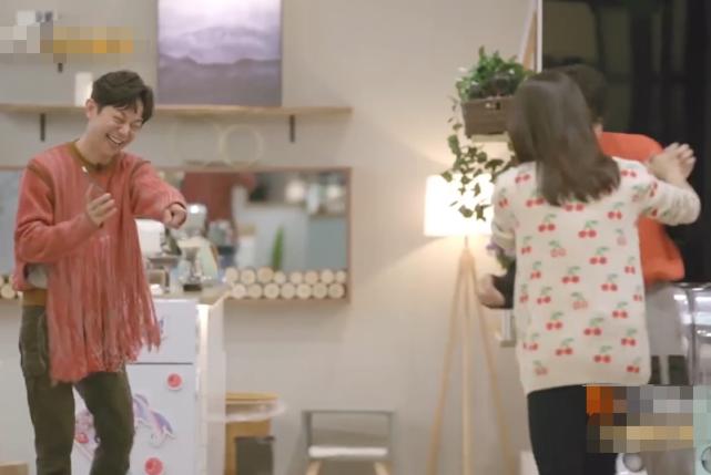 职业选手摔拍子真的能提升状态吗？