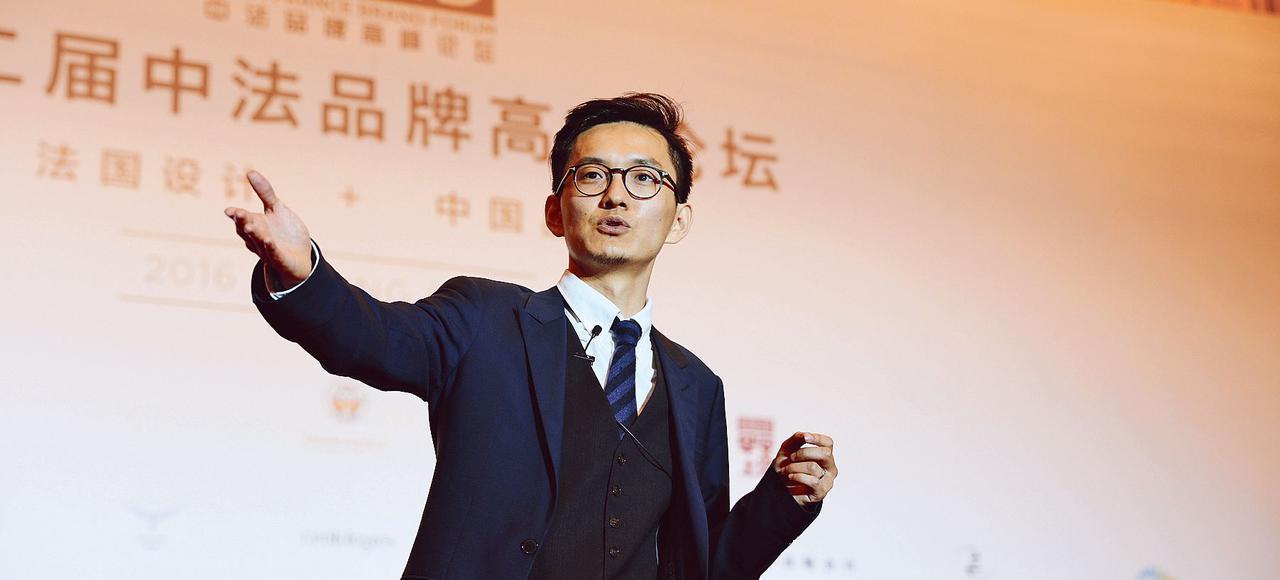 为什么2010年11月1日成为游戏玩家集体 破防 的日子？