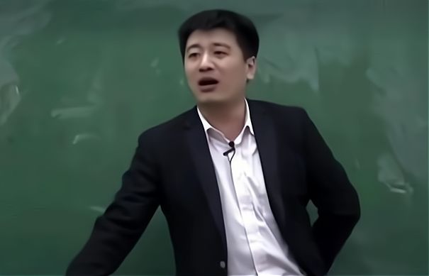 张雪峰警校当老师报考建议，2025最新解读